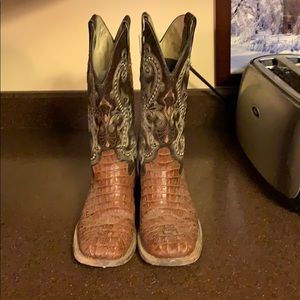 Alligator print Ferrini boots